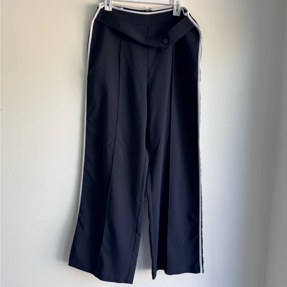 Commense Black Wide-Leg Pants with White Trim